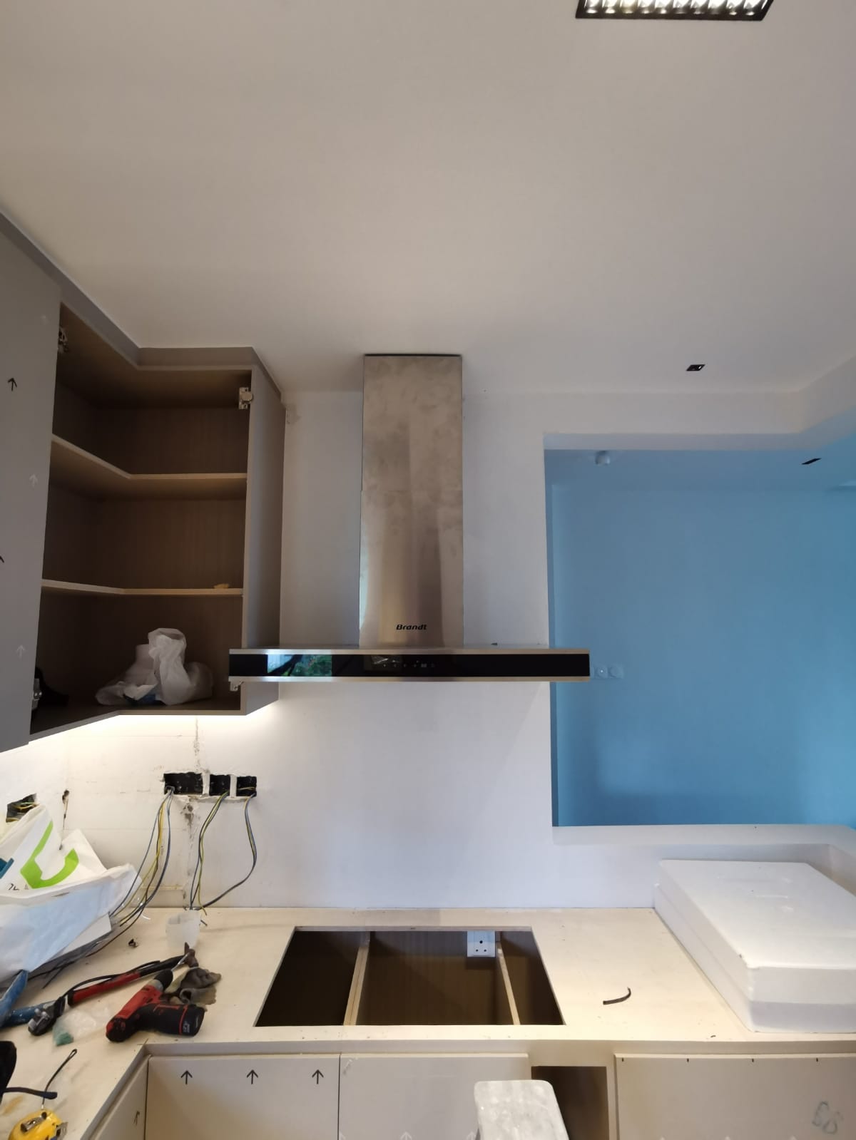 Cooker Hood Installation 1